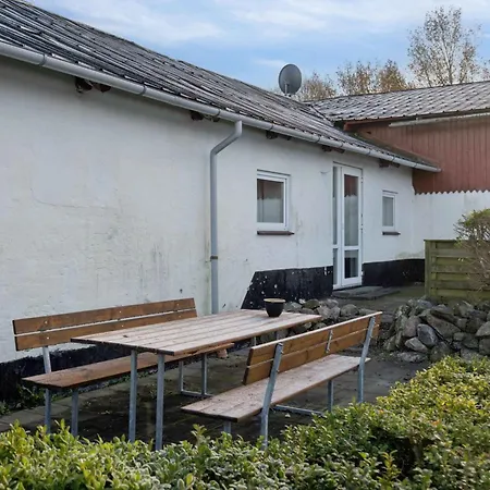 Holiday home Calm With Great Outings